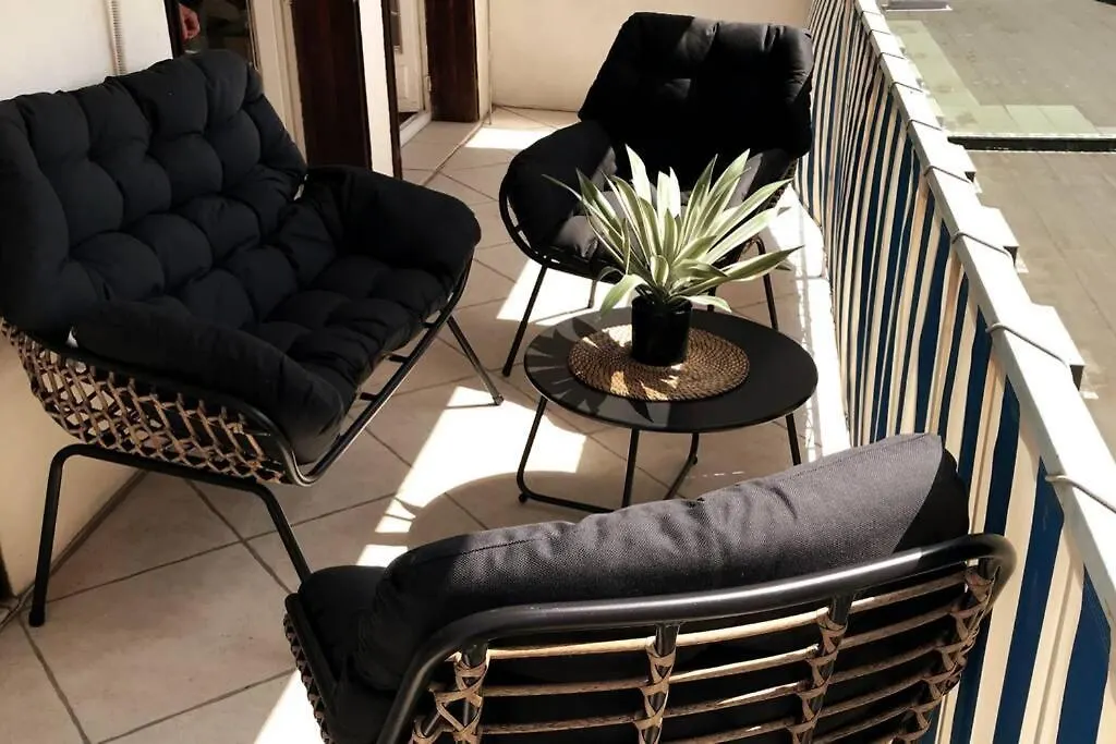 Apartment Terrasse Plein Sud, Deux Chambres Doubles Antibes France