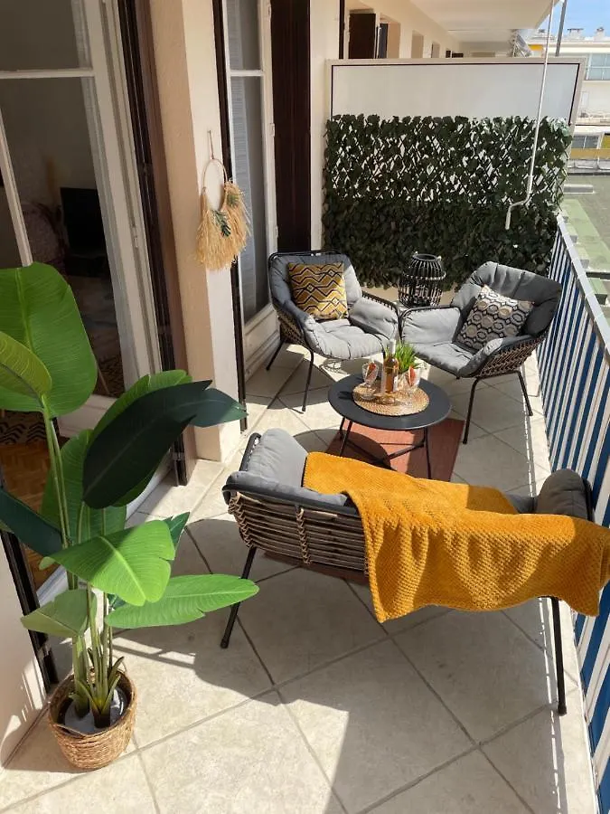 Terrasse Plein Sud, Deux Chambres Doubles Antibes Apartmán